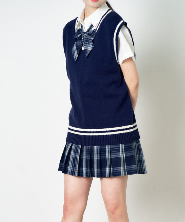 ネイビー モデル：160cm F着用