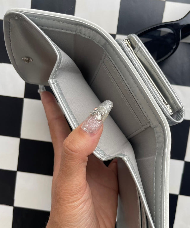 パイピングガマ口ウォレット