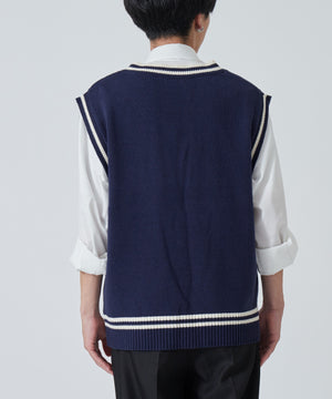 ネイビー モデル:176cmM着用