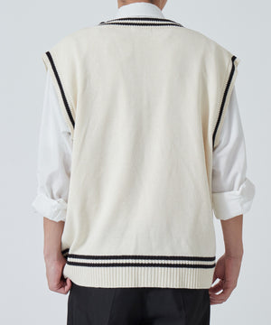 オフホワイト モデル:176cmM着用