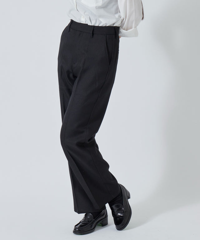 ブラック モデル：160cm Mサイズ着用