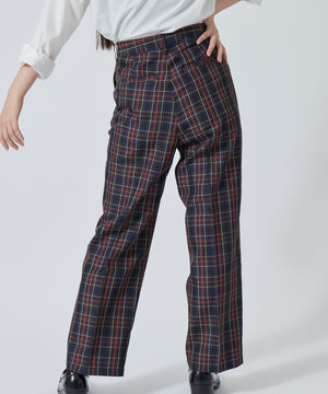 【柄1】ブラックチェック3（レッドポイント）モデル：160cm / Mサイズ