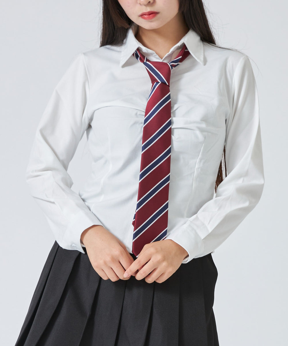 ホワイト モデル:160cm M着用