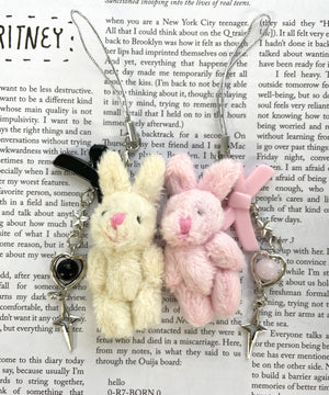 ミニうさぎビーズストラップキーホルダー