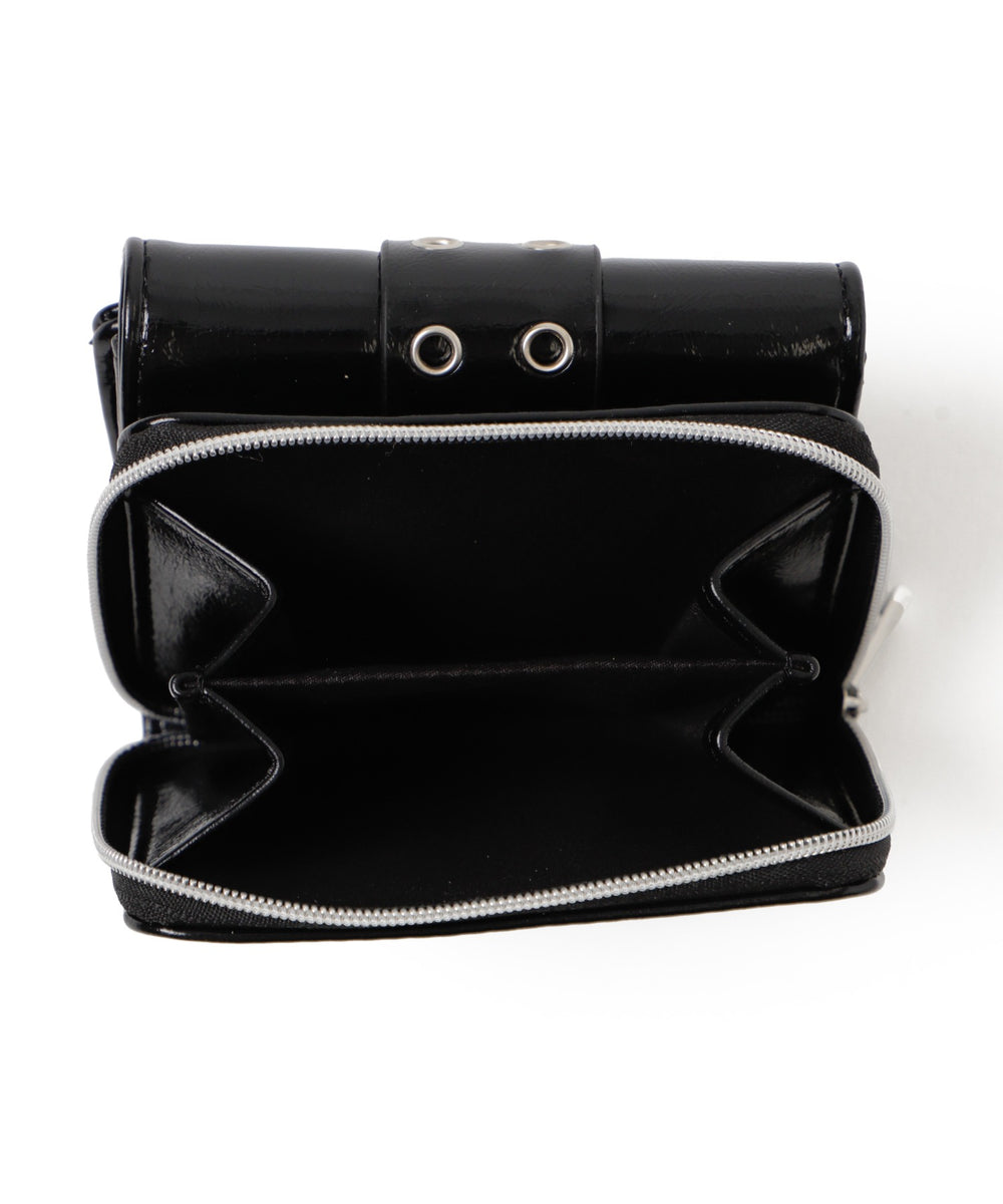 ハトメベルトフラップウォレット