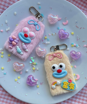 左：ピンク　右：イエロー