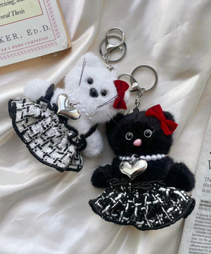 左：ホワイト　右：ブラック