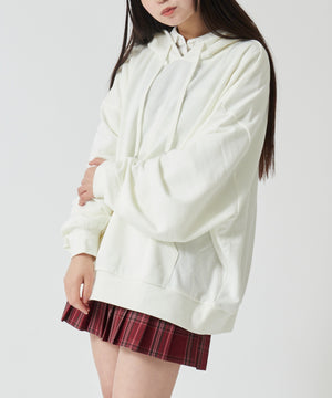 オフホワイト モデル:160cm F着用