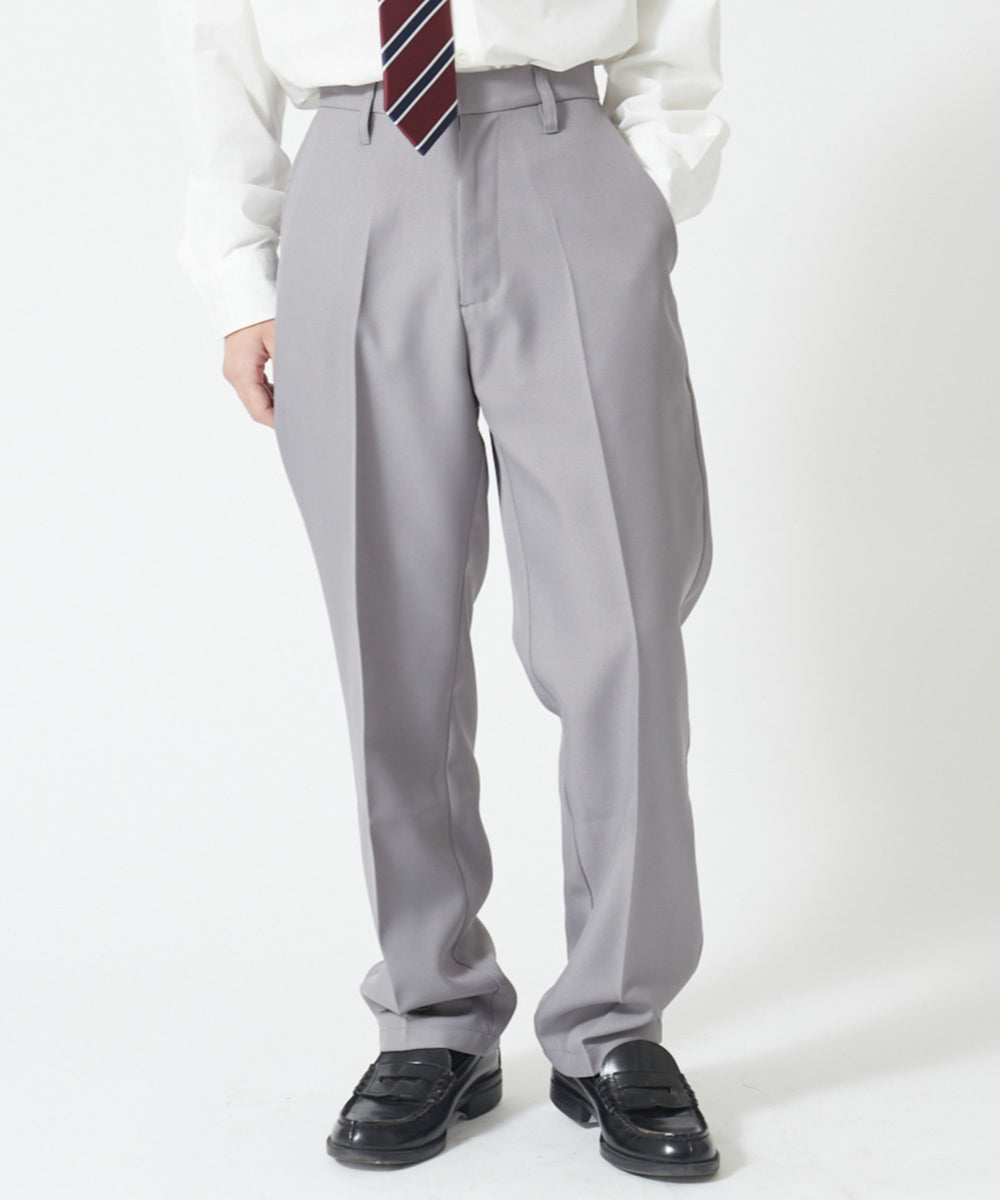 グレー モデル:167cm L着用