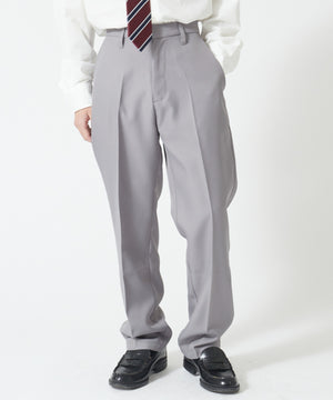 グレー モデル:167cm L着用