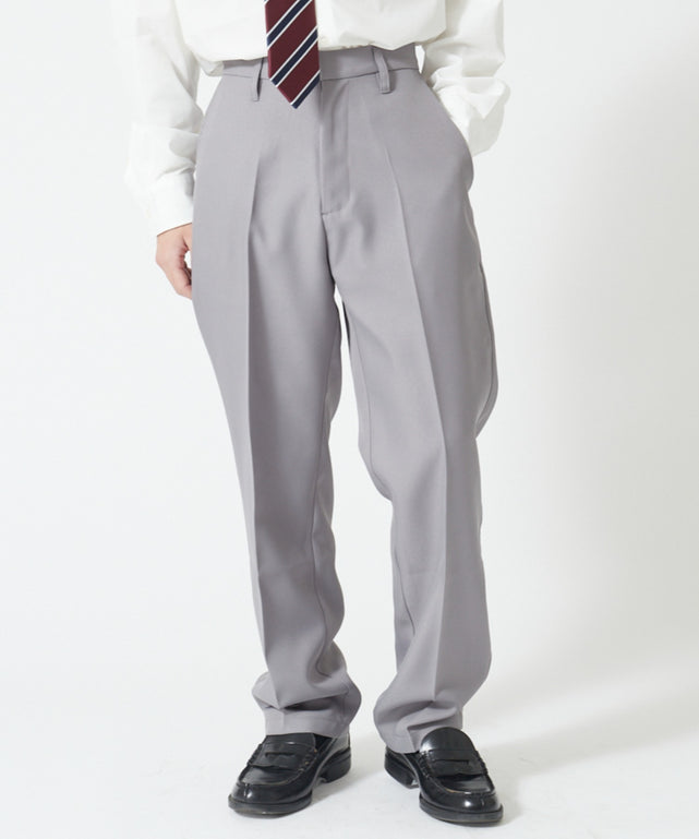 グレー モデル:167cm L着用