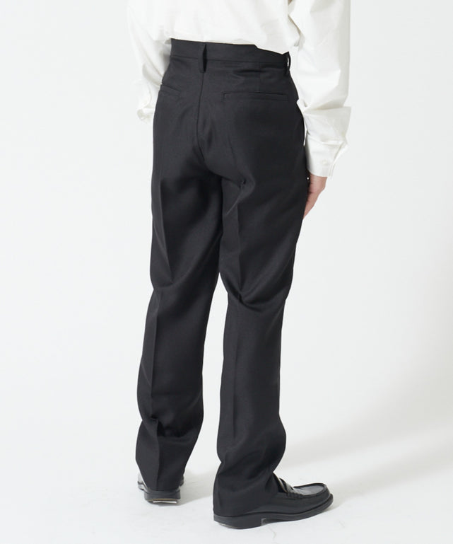 ブラック モデル:167cm L着用