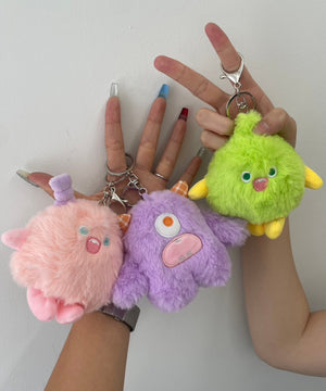 びっくりモンスターぬいぐるみキーホルダー