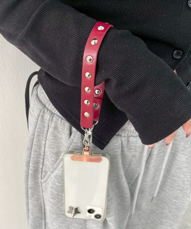 スタッズベルトハンドストラップ/レッド