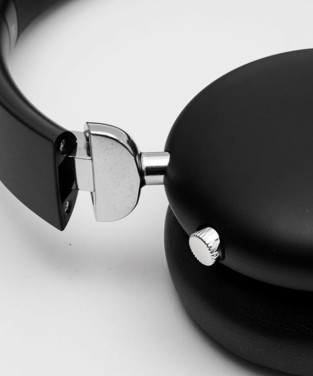 ワイヤレスヘッドホン