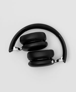 ワイヤレスヘッドホン