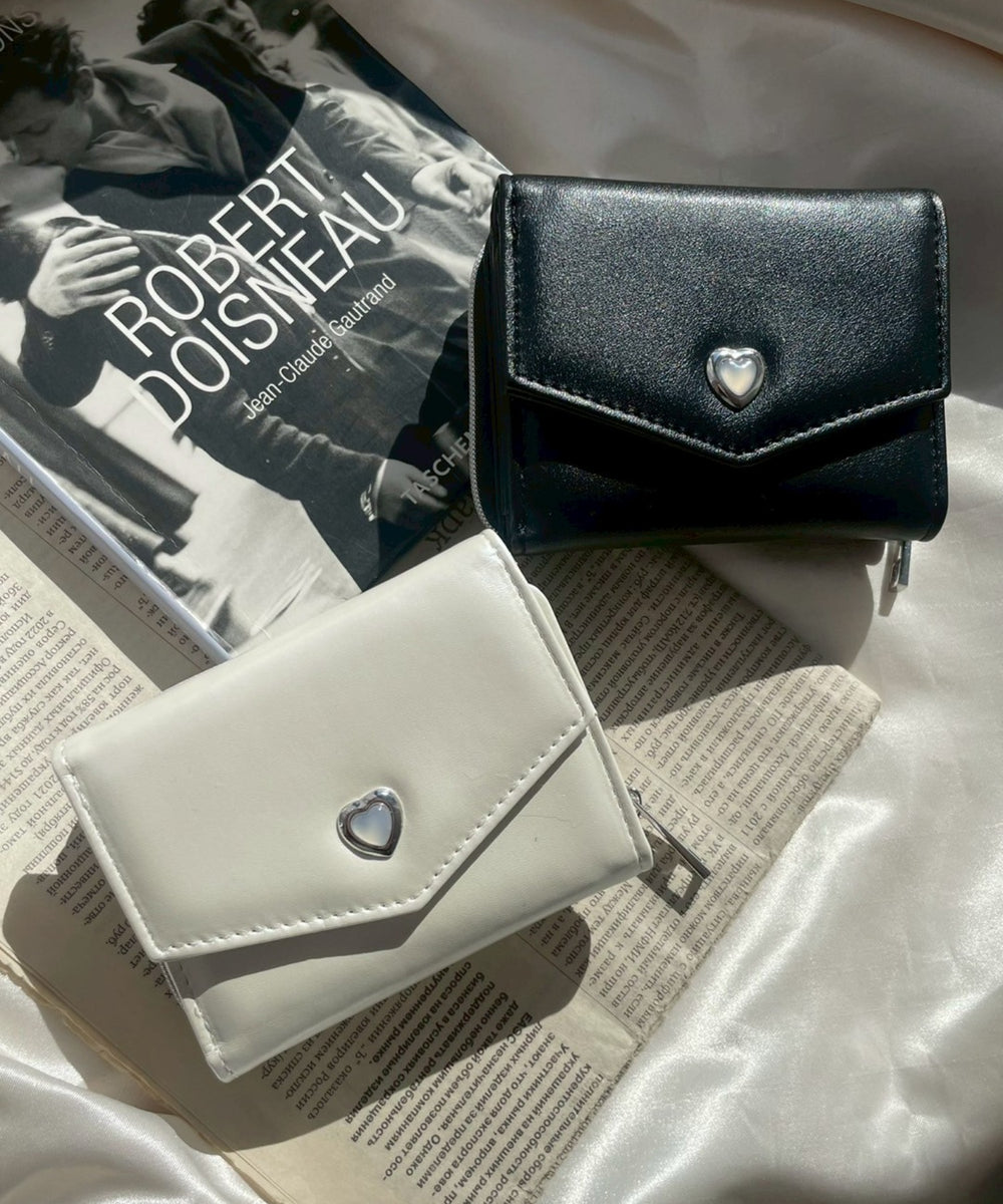 上：ブラック　下：ホワイトソノタ