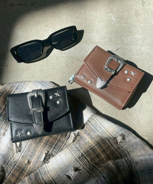 ウエスタンベルトスタッズウォレット