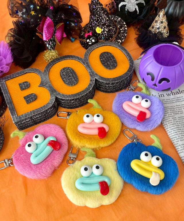 ミニぺろりんパンプキンモンスターぬいぐるみキーホルダー