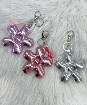 メタリックフラワークッションキーホルダー