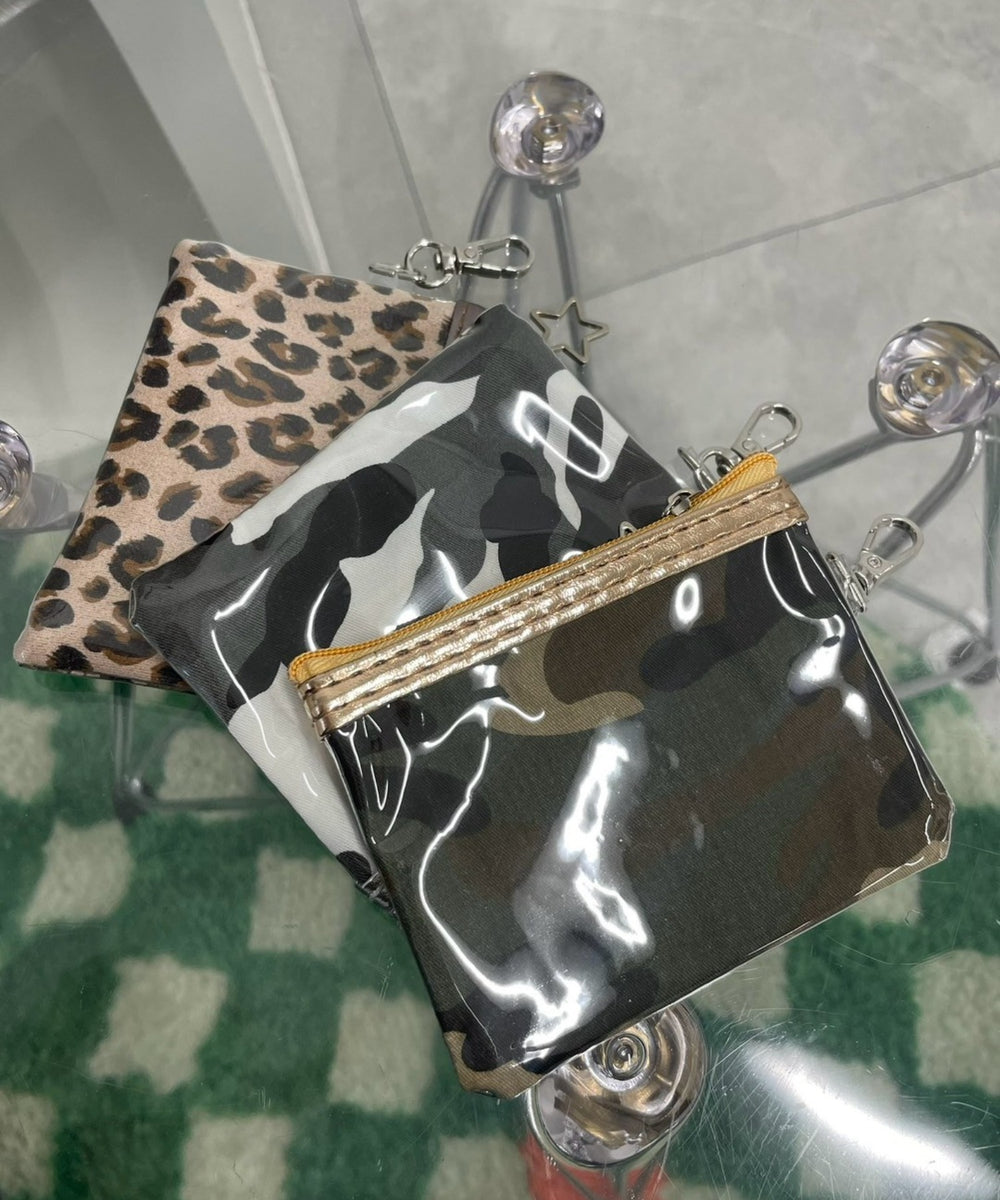 総柄メタルクリアポーチ