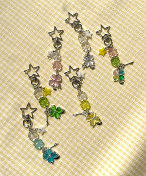 ビジュークローバービーズキーホルダー