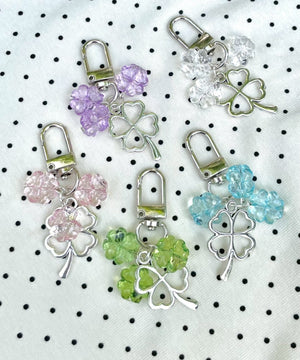 カラークローバーキーホルダー