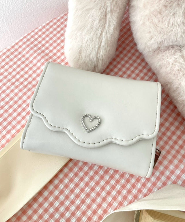 フリルデザインハートメタルウォレット/オフホワイト