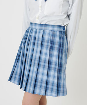 ブルーチェック2 モデル:155cm L着用