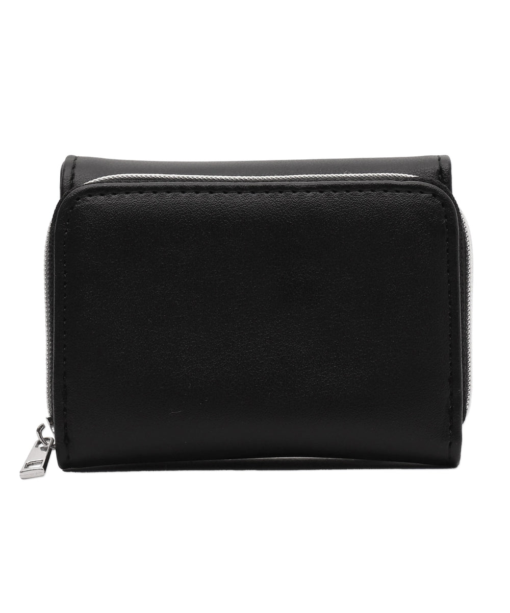 ハートレターフラップウォレット