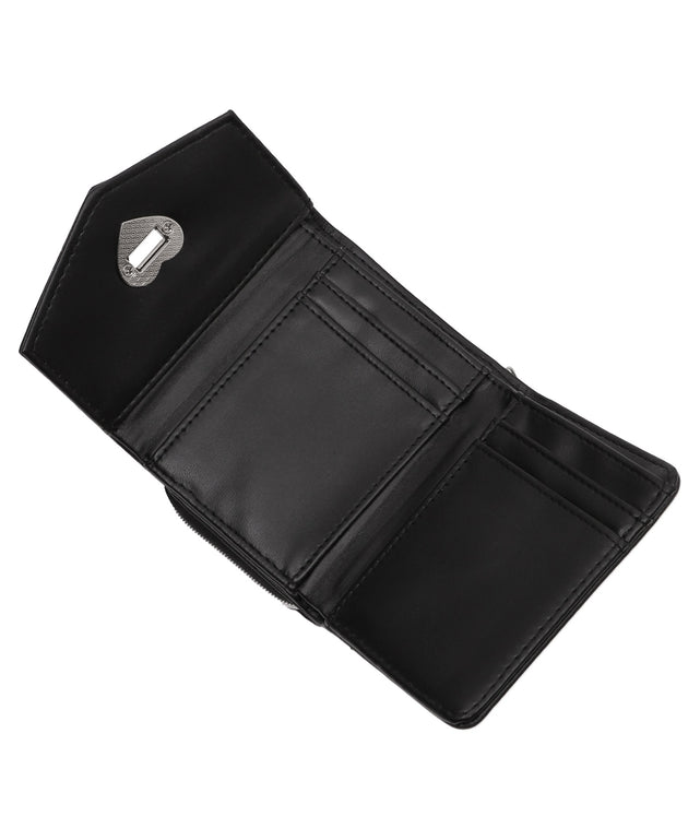 ハートレターフラップウォレット