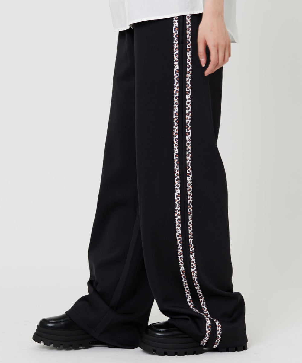 ブラック モデル:157cm F着用