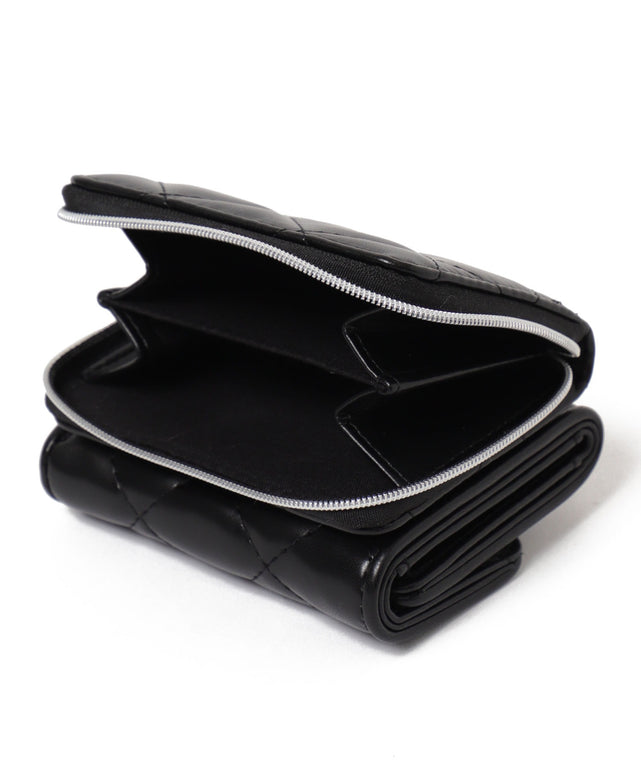 メタルロゴキルティングウォレット