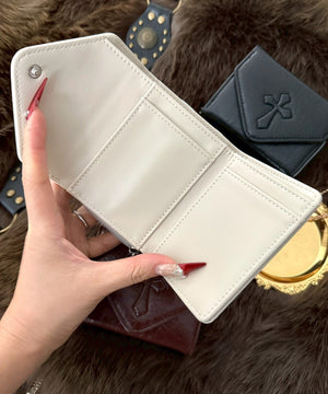 ホワイトアイボリー