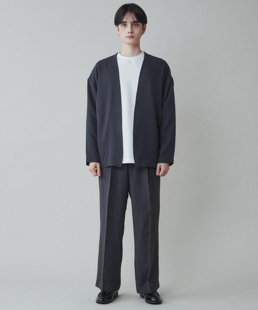 Dグレー モデル：180cm L着用