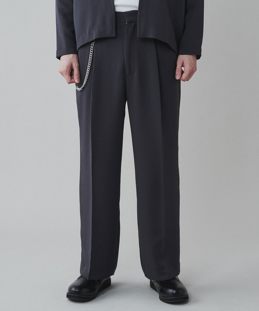 Dグレー モデル：180cm L着用