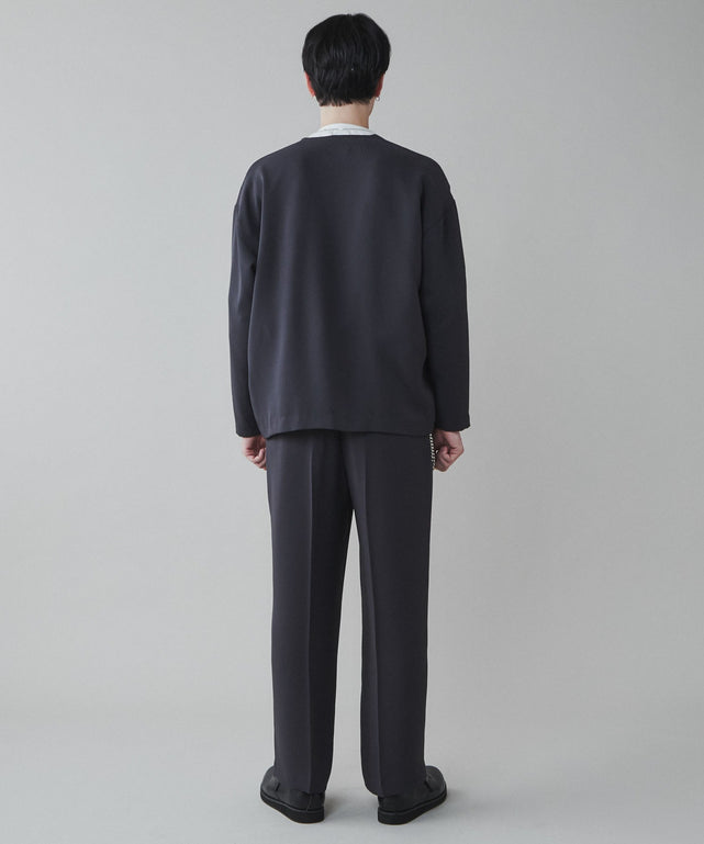 Dグレー モデル：180cm L着用