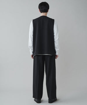 ブラック モデル：180cm F着用