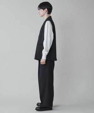 ブラック モデル：180cm F着用