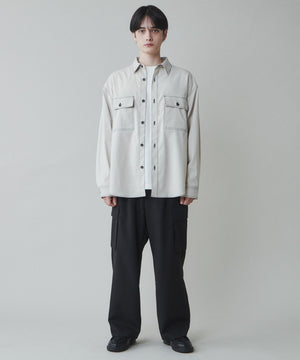 ホワイトアイボリー モデル：180cm L着用