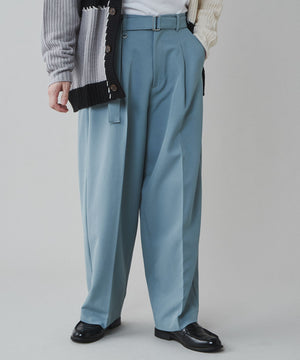 ブルー モデル：180cm L着用