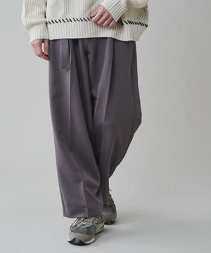 Dグレー モデル：180cm L着用