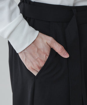 トロミベルト付きワイドスラックス