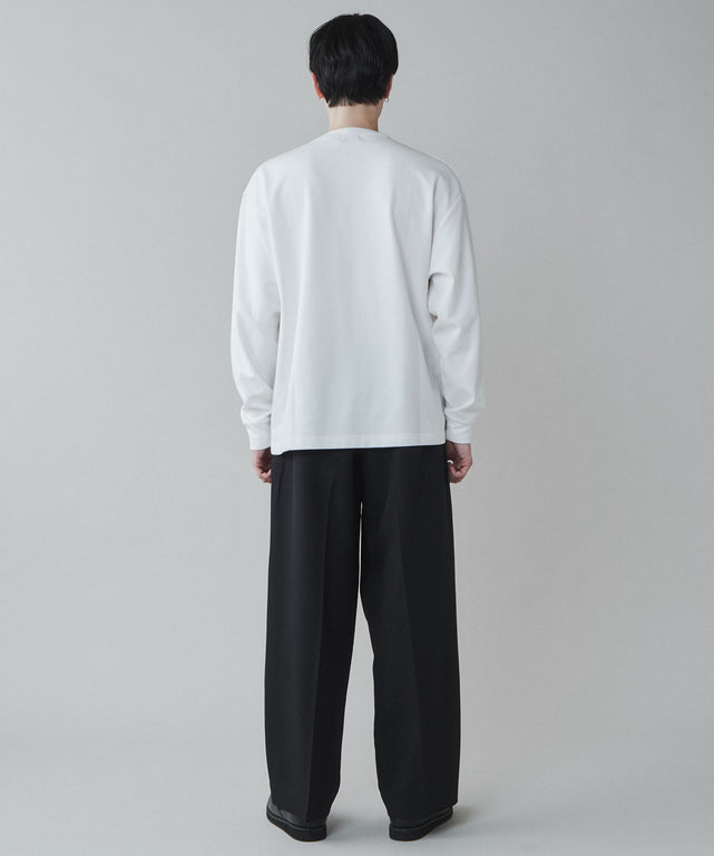 ブラック モデル：180cm L着用