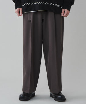 ブラウン モデル：180cm L着用