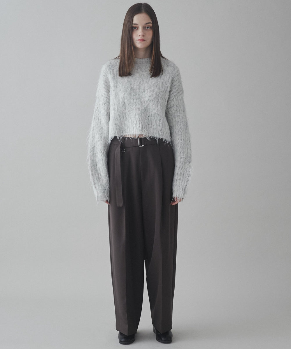 ブラウン モデル：173cm L着用