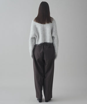 ブラウン モデル：173cm L着用