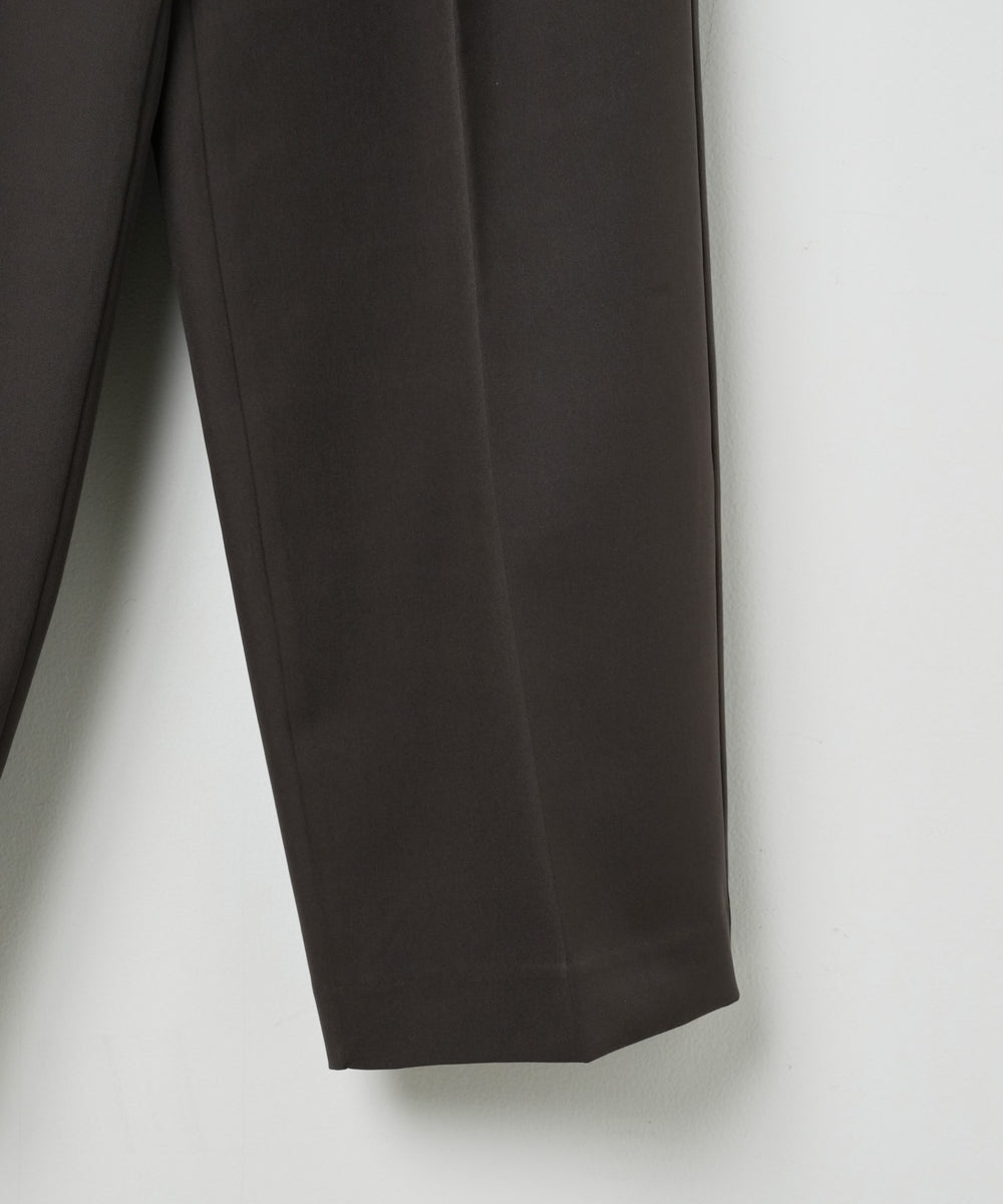 トロミベルト付きワイドスラックス