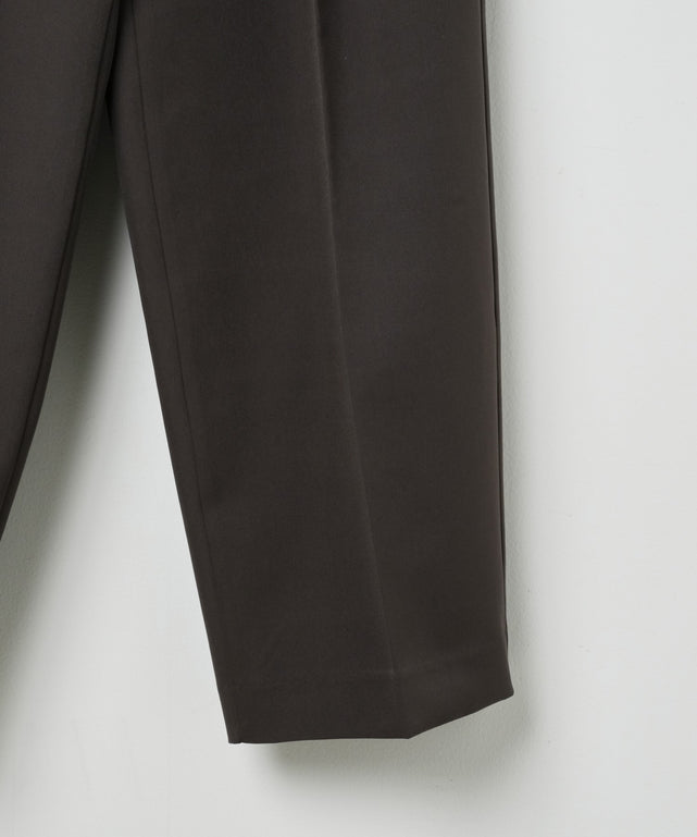 トロミベルト付きワイドスラックス