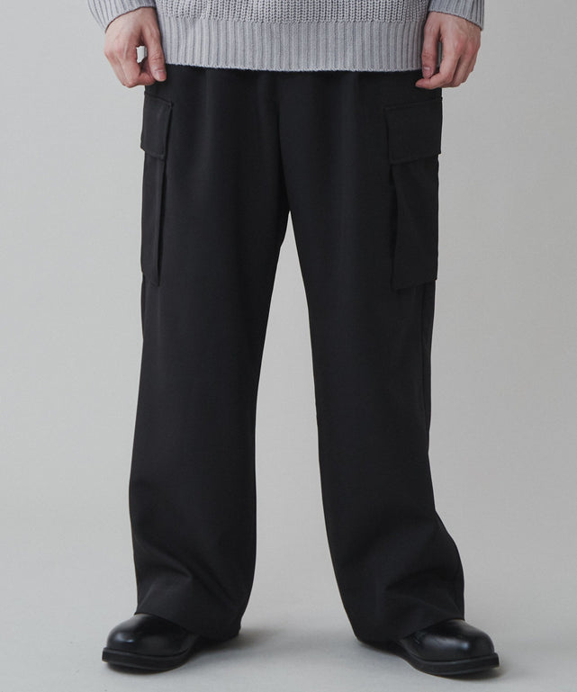 ブラック モデル：180cm L着用